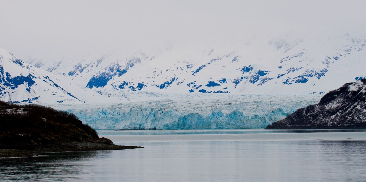 Hubbard Glacier at head of Yakutat Bay